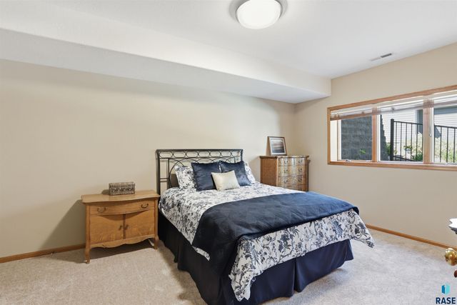 3548 S Spencer Blvd Boulevard, Sioux Falls, SD 57103