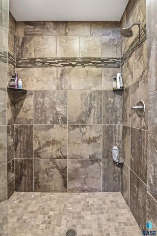 3548 S Spencer Blvd Boulevard, Sioux Falls, SD 57103