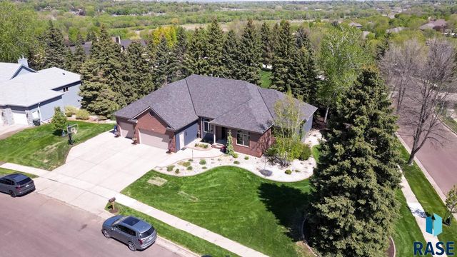 3548 S Spencer Blvd Boulevard, Sioux Falls, SD 57103