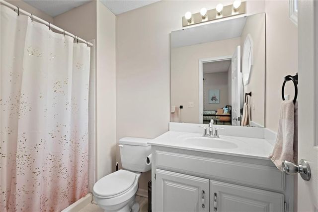 5713 WIDMER Street, Shawnee, KS 66216