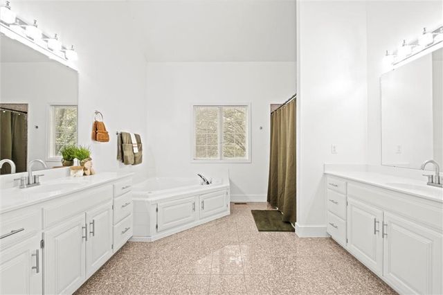 5713 WIDMER Street, Shawnee, KS 66216