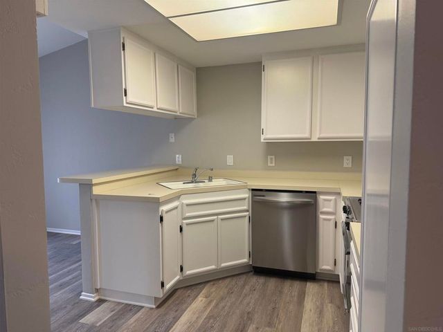 1384 Van Buren Circle, San Jacinto, CA 92583