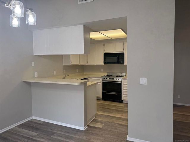 1384 Van Buren Circle, San Jacinto, CA 92583