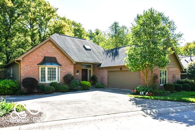 7181 Knollvalley Lane, Indianapolis, IN 46256