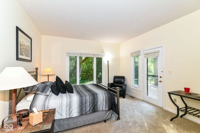 7181 Knollvalley Lane, Indianapolis, IN 46256