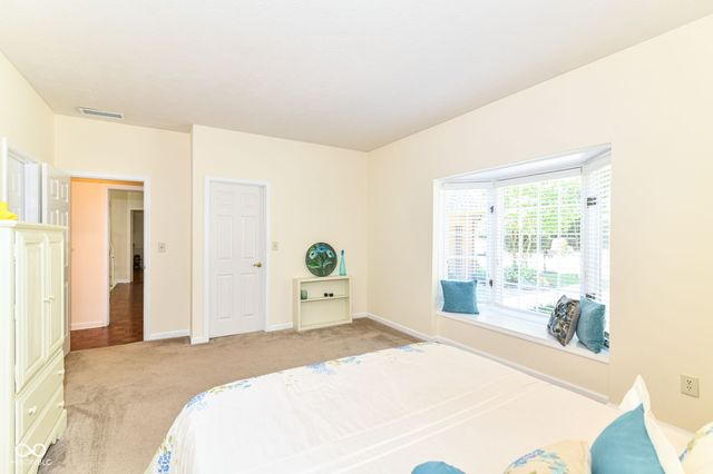 7181 Knollvalley Lane, Indianapolis, IN 46256