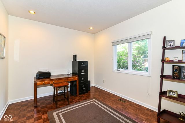 7181 Knollvalley Lane, Indianapolis, IN 46256