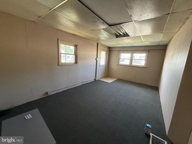 16 DELSEA DR N, Glassboro, NJ 08028