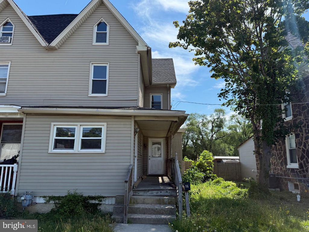 16 DELSEA DR N, Glassboro, NJ 08028