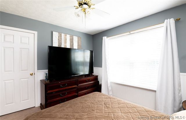 6300 sunset loop, Charlestown, IN 47111