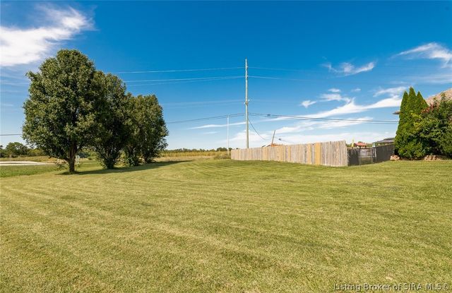 6300 sunset loop, Charlestown, IN 47111