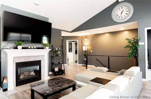 6300 sunset loop, Charlestown, IN 47111