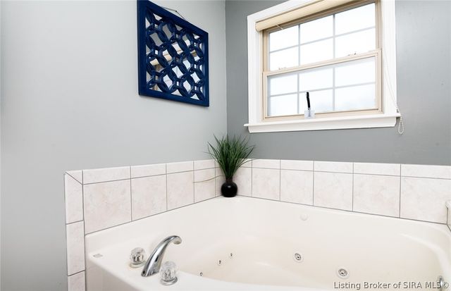 6300 sunset loop, Charlestown, IN 47111