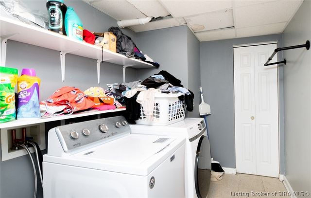 6300 sunset loop, Charlestown, IN 47111