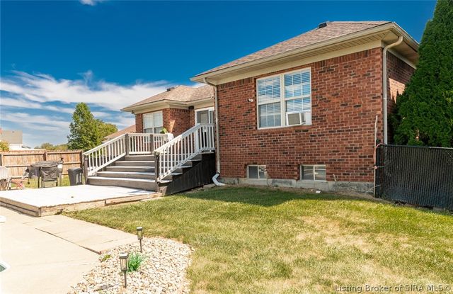 6300 sunset loop, Charlestown, IN 47111