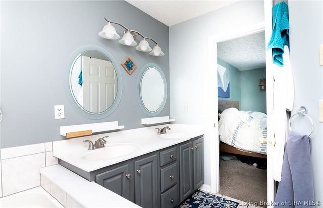 6300 sunset loop, Charlestown, IN 47111
