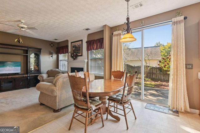 238 Diamond Valley Pass, Canton, GA 30114