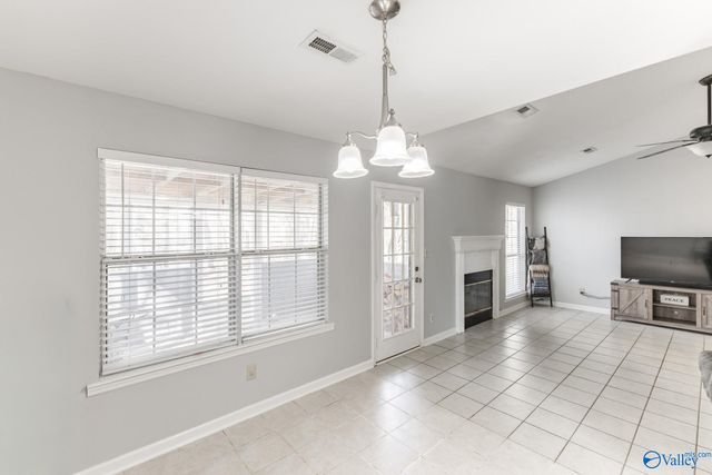 212 Buffalo Creek Drive, Toney, AL 35773