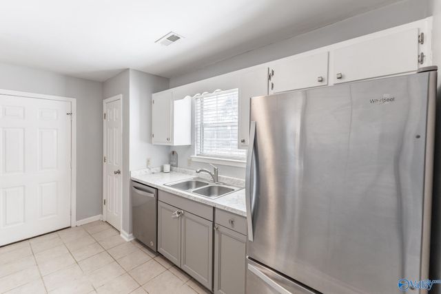 212 Buffalo Creek Drive, Toney, AL 35773