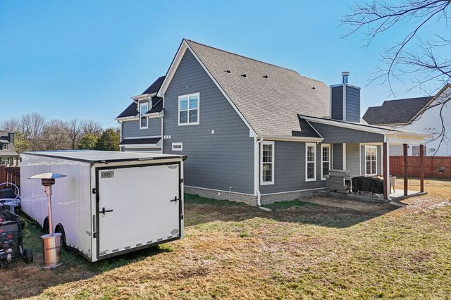561 Hiwassee Rd, Lebanon, TN 37087