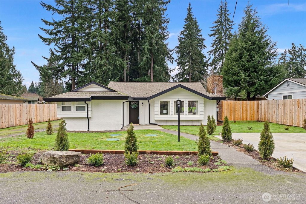 3772 Colonial Lane SE, Port Orchard, WA 98366
