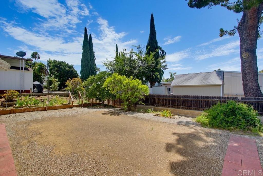1219 E Barham Drive 24, San Marcos, CA 92078 — exterior