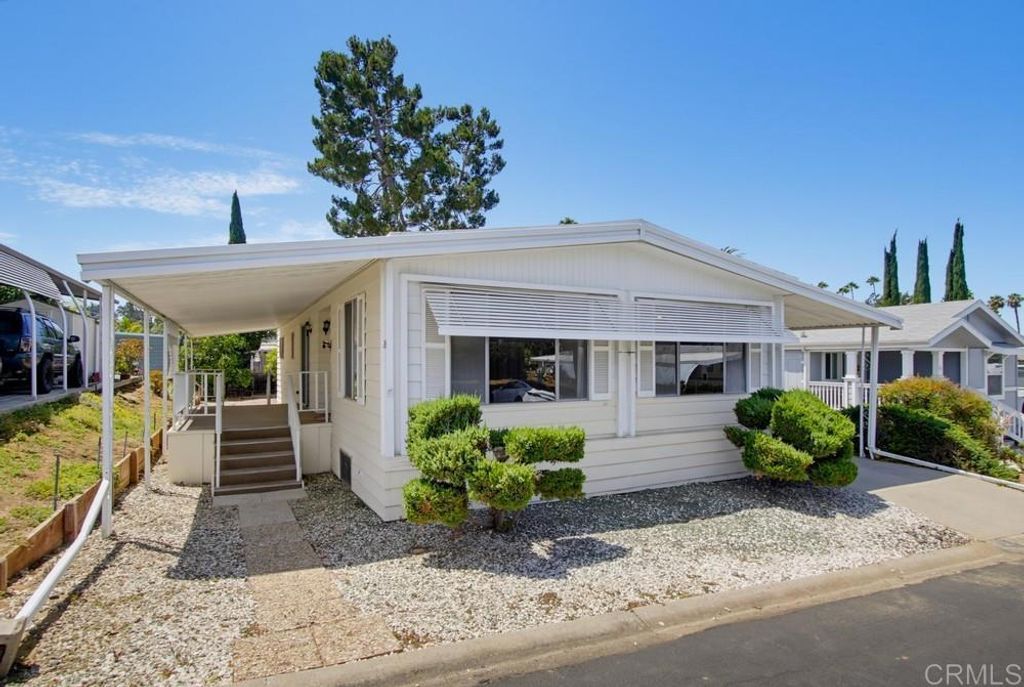 1219 E Barham Drive 24, San Marcos, CA 92078 — photo 2