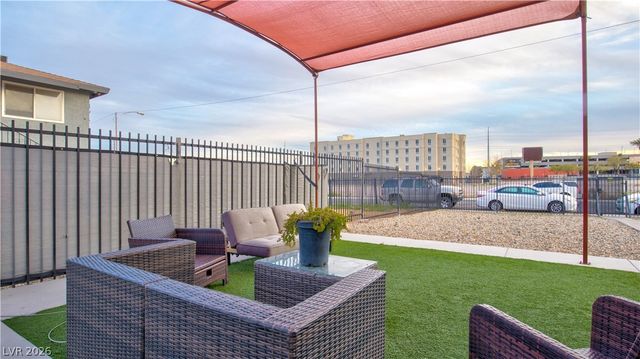 504 Albert Avenue, Las Vegas, NV 89119