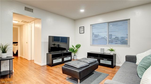 504 Albert Avenue, Las Vegas, NV 89119