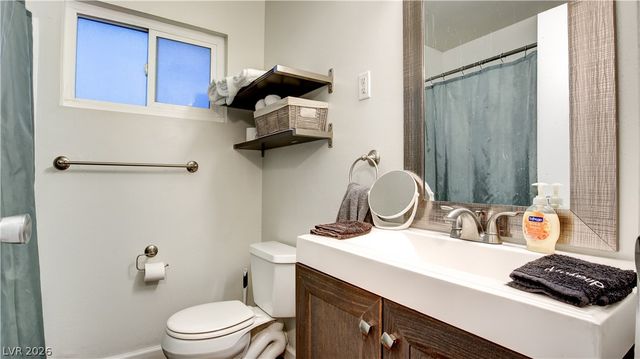 504 Albert Avenue, Las Vegas, NV 89119