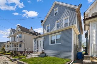 22 Tuttle St, Wallington Boro, NJ 07057