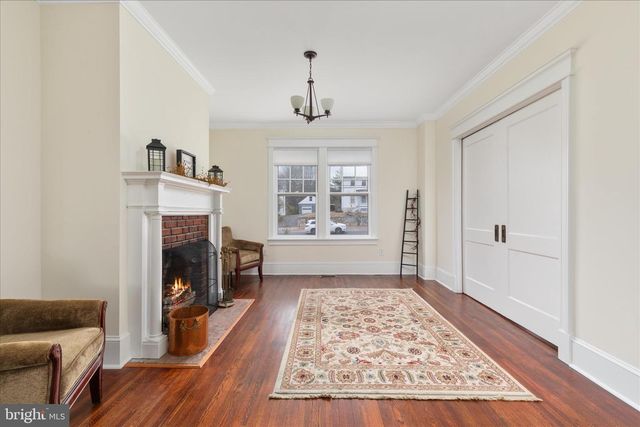 422 N MAIN ST, Woodstock, VA 22664