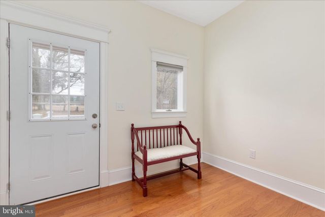 422 N MAIN ST, Woodstock, VA 22664