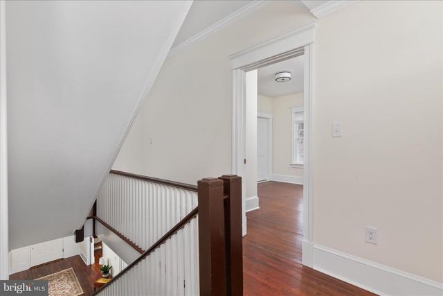 422 N MAIN ST, Woodstock, VA 22664