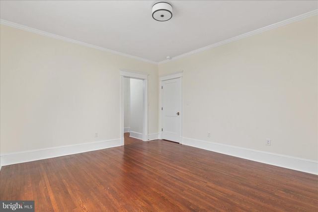 422 N MAIN ST, Woodstock, VA 22664