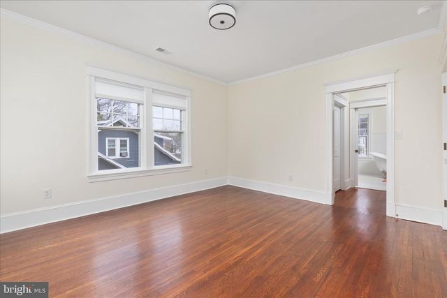 422 N MAIN ST, Woodstock, VA 22664