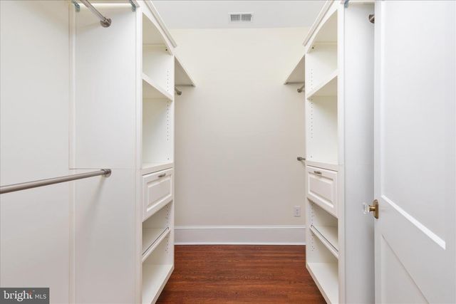 422 N MAIN ST, Woodstock, VA 22664