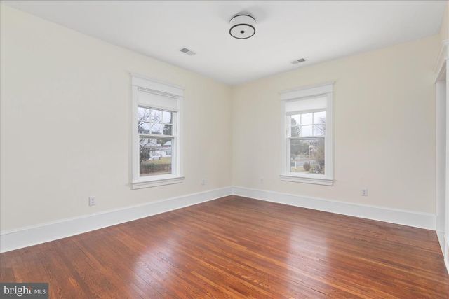 422 N MAIN ST, Woodstock, VA 22664