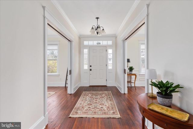 422 N MAIN ST, Woodstock, VA 22664