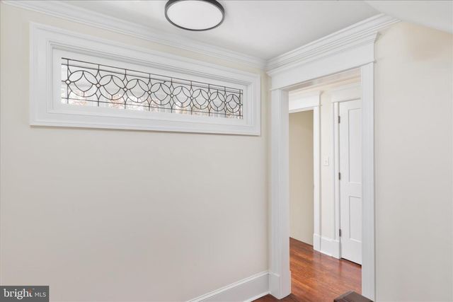 422 N MAIN ST, Woodstock, VA 22664