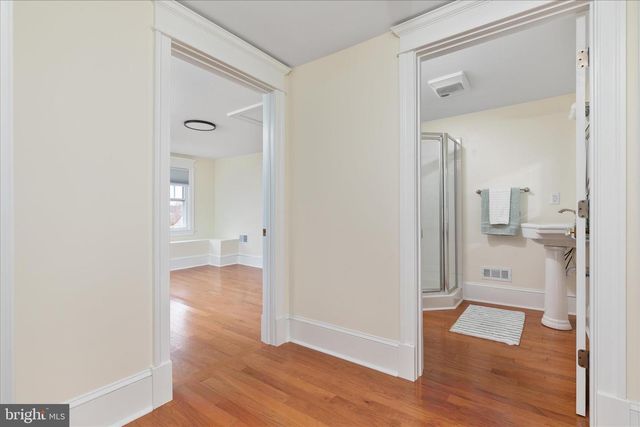 422 N MAIN ST, Woodstock, VA 22664