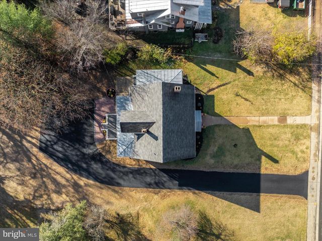 422 N MAIN ST, Woodstock, VA 22664