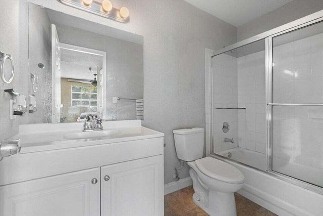 117 Yacht Club Way Unit 110, Hypoluxo, FL 33462
