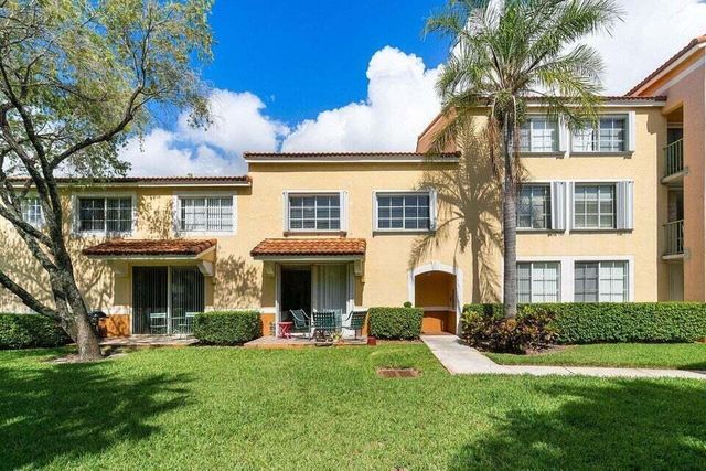 117 Yacht Club Way Unit 110, Hypoluxo, FL 33462