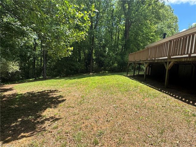 1997 Christian Home Church Road, Traphill, NC 28685