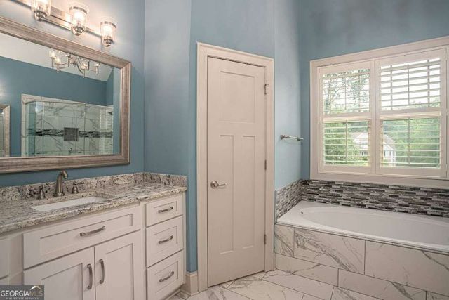 497 Oak Forest Drive, Dawsonville, GA 30534