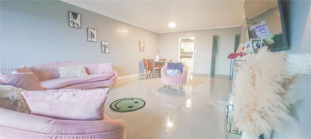 3301 Spanish Moss Terrace 609, Lauderhill, FL 33319