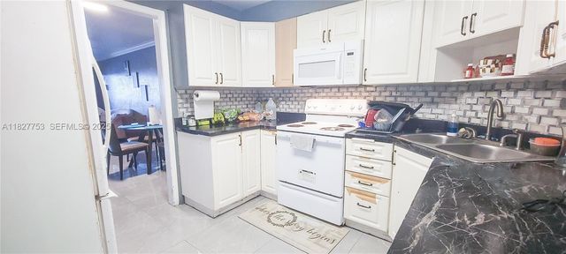 3301 Spanish Moss Terrace 609, Lauderhill, FL 33319