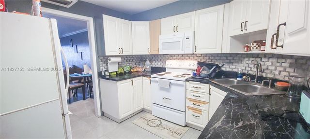 3301 Spanish Moss Terrace 609, Lauderhill, FL 33319