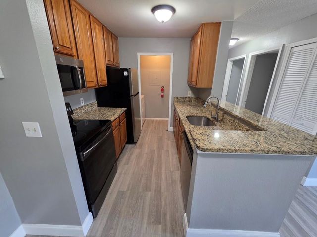 6130 WESTGATE DRIVE 102, Orlando, FL 32835